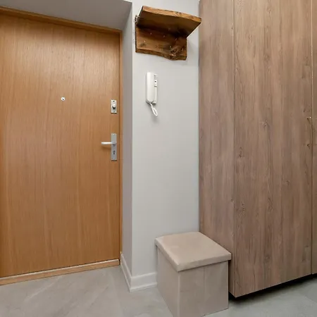 Apartment Wieckowskiego Comfortable In Center By Renters *