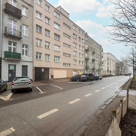 Wieckowskiego Comfortable In Center By Renters *