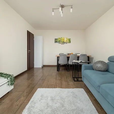 Wieckowskiego Comfortable In Center By Renters