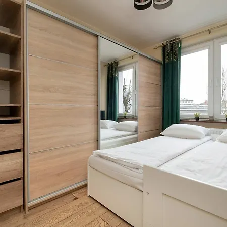 Apartment Wieckowskiego Comfortable In Center By Renters Lodz