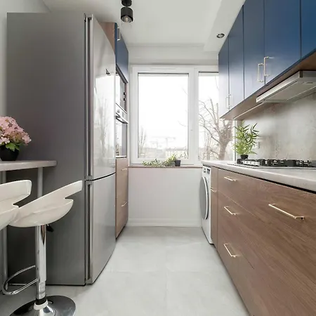 Wieckowskiego Comfortable In Center By Renters